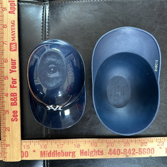 NY Yankees ice cream/snack cup/bowl hats - Picture 9 of 16